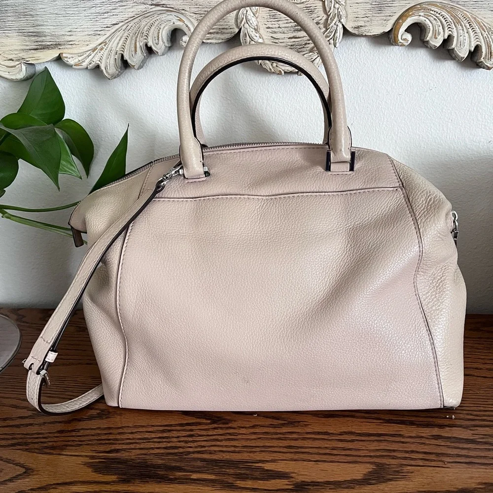Coach Handbag - Picture 2 of 12